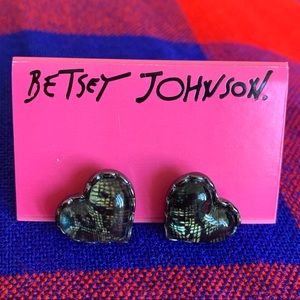 NEW Betsey Johnson Leopard Print Heart Earrings